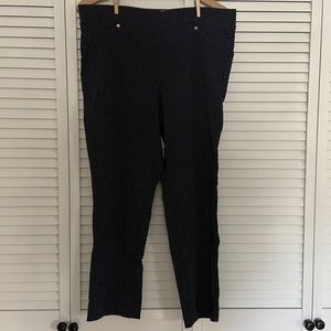 Anne Klein ankle length pants - size 14